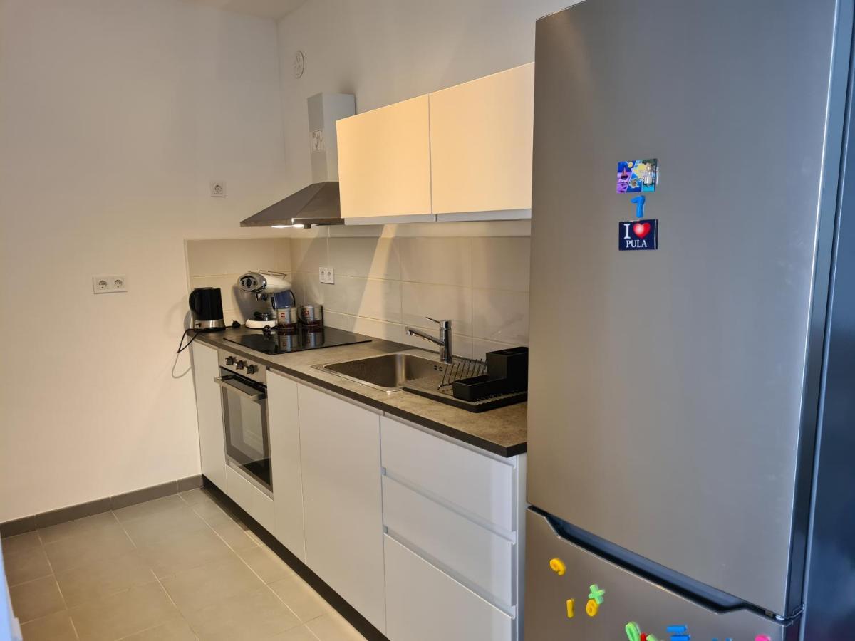 Helena Apartment Premantura Exterior photo
